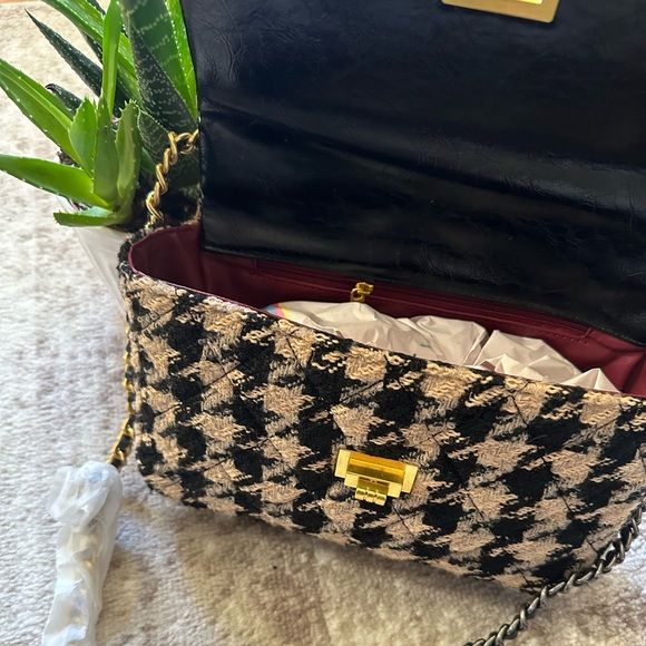 Black and Cream Tweed Crossbody Bag - Picture 2 of 7